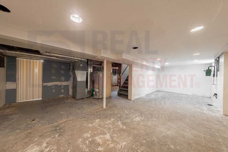 Building Photo - 1401 Missouri Ave