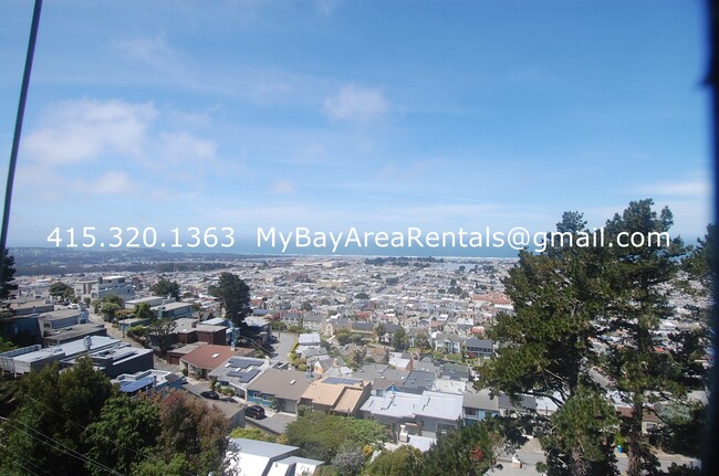 Building Photo - 1927 Funston Ave