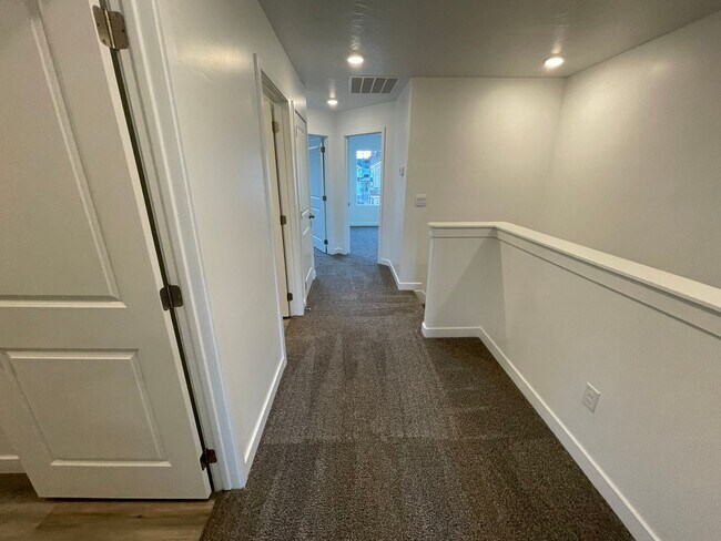 Building Photo - Brand New 3-Bed/2.5 Bath Town Home