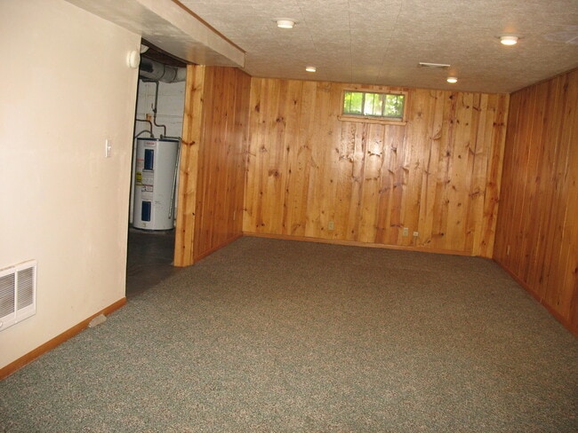 Building Photo - NE Portland Alberta Arts 3-bedroom Bungalow - APPLICATION PENDING