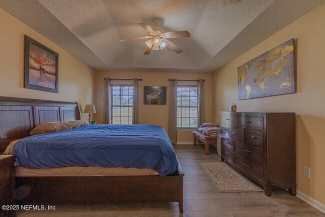 Building Photo - 4393 Pebble Brook Dr