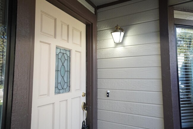 Building Photo - 11965 W Gunsmoke Dr