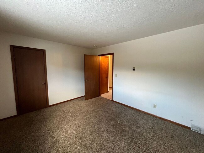 Building Photo - 149515-149515 Wineberry Ln