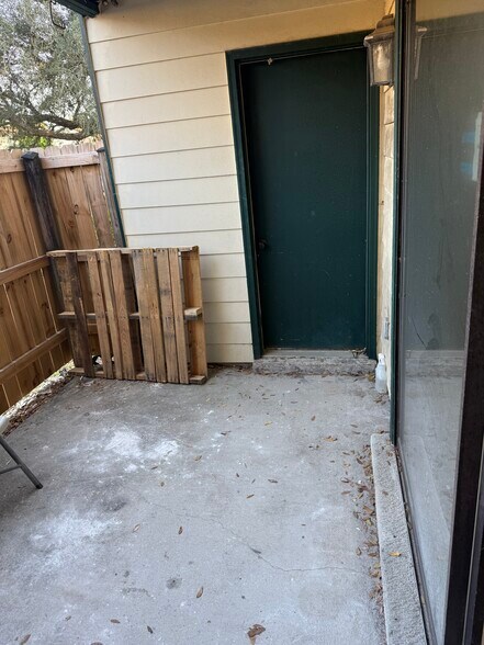 Building Photo - 2299 Scenic Hwy