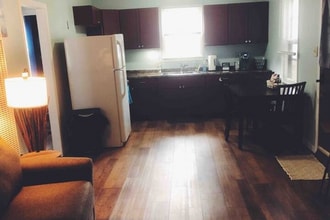 Building Photo - 1824 S 6th Ave