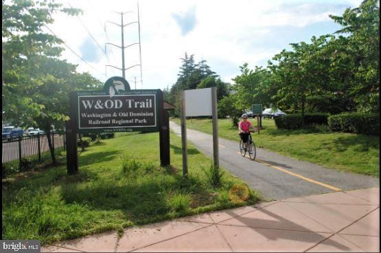 Building Photo - 5353 Columbia Pike