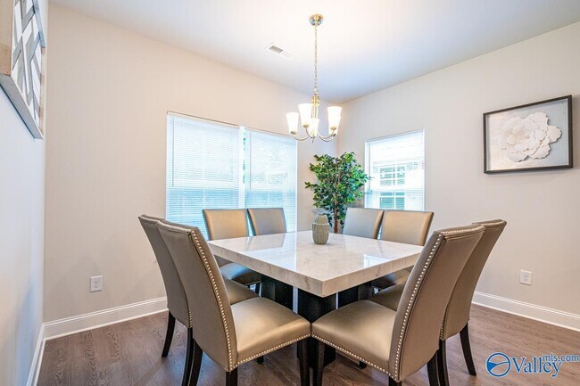 Building Photo - 176 Tybee Dr