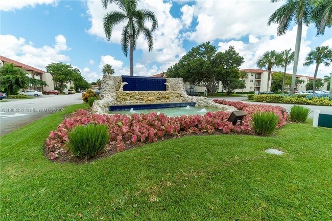 Building Photo - 8980 S Hollybrook Blvd
