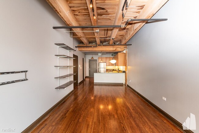 Building Photo - 1 br, 1.5 bath Condo - 106 N Aberdeen St