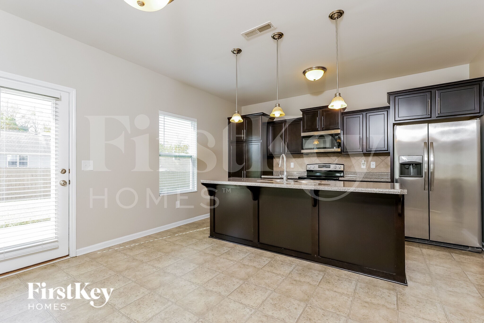 Building Photo - 431 Summergate Dr