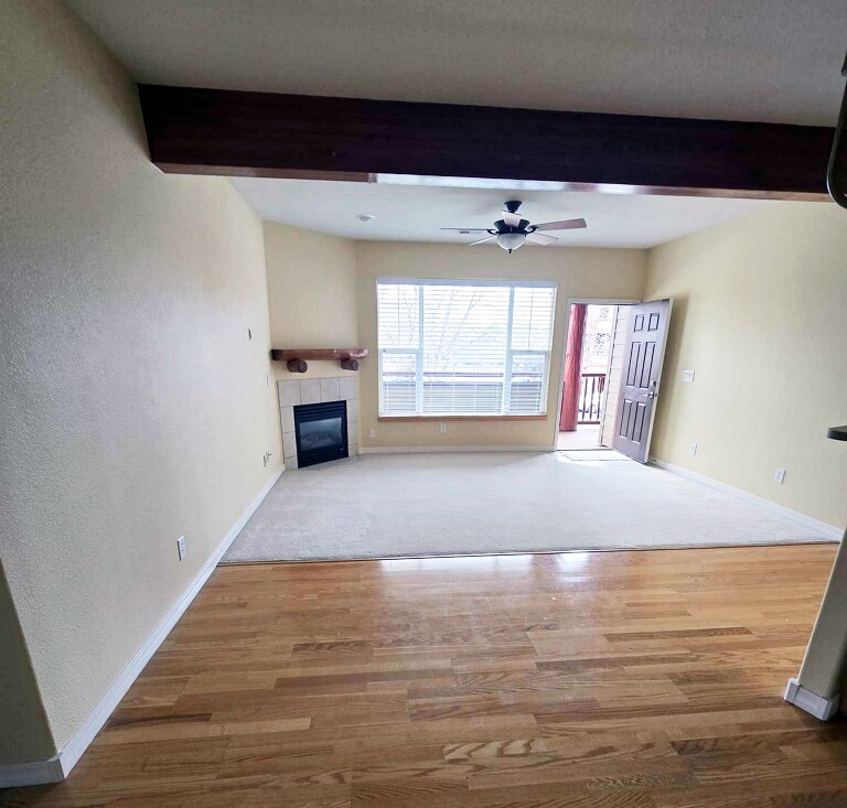Living Room - 5220 Boardwalk Dr
