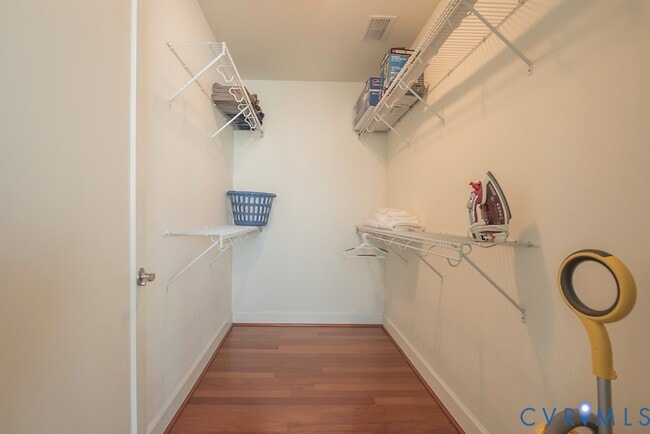 Building Photo - 301 Virginia St