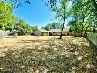 Building Photo - 4901 Lakemoor Dr