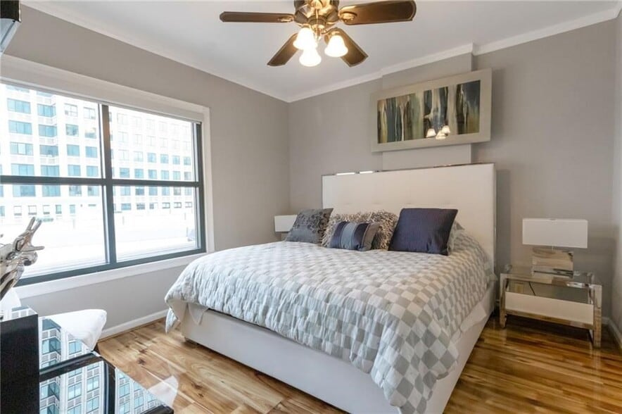 Building Photo - 3040 Peachtree Rd