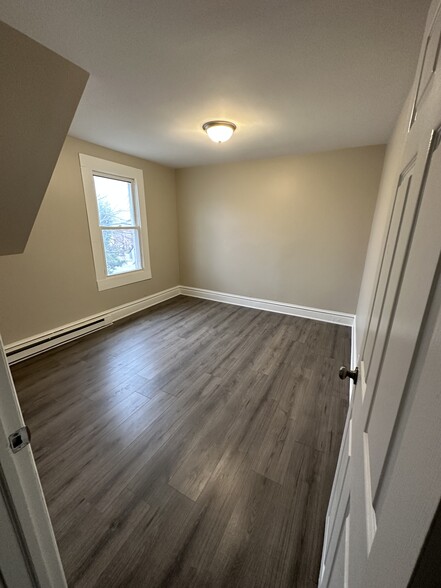 Bedroom - 1435 Harlem Ave