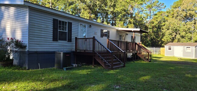 Primary Photo - 118 Regent St