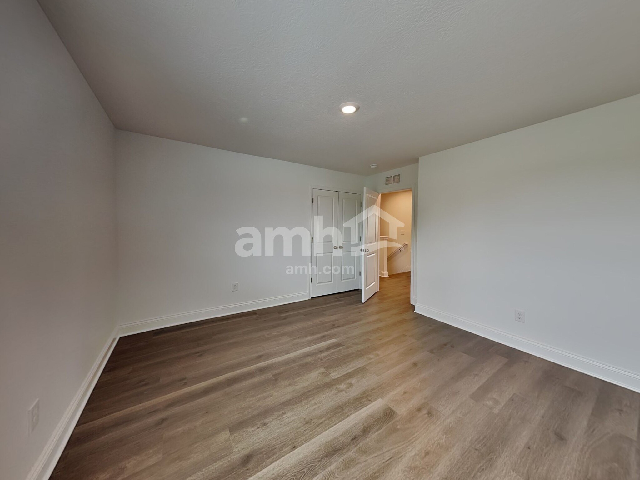 Building Photo - 9166 Henley Ave