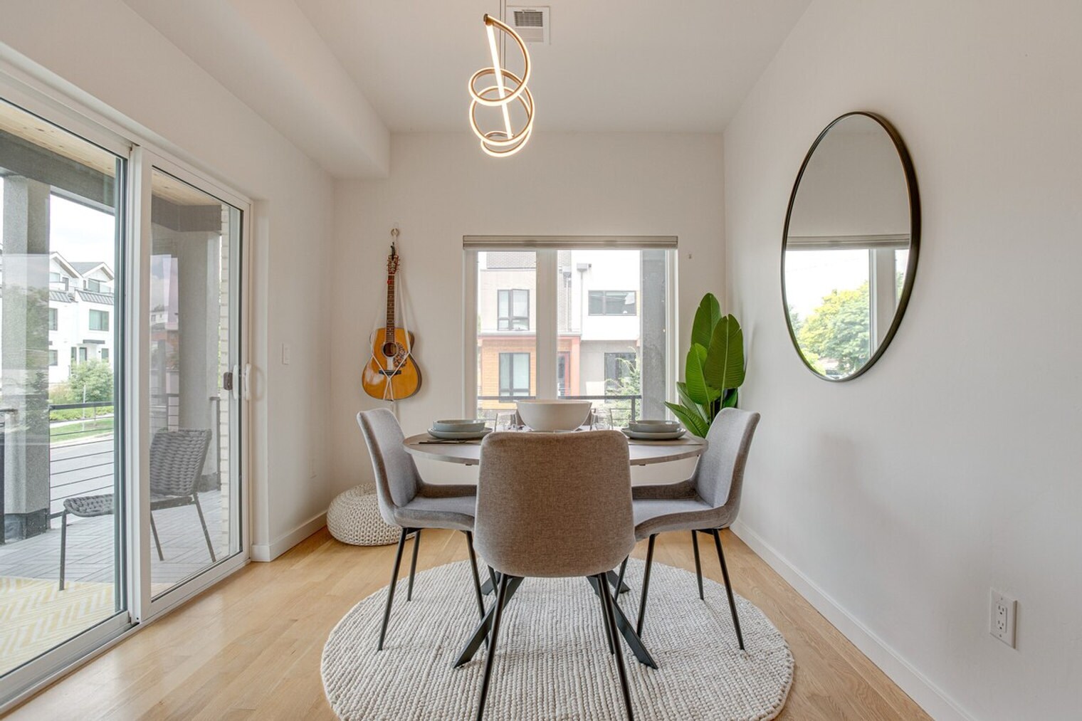 Building Photo - 3890 W 13th Ave