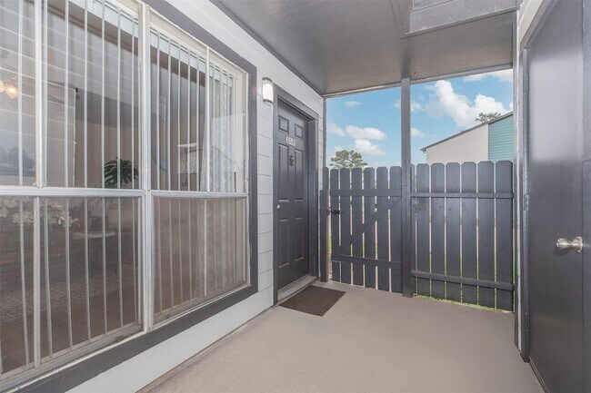 Building Photo - 21717 Inverness Forest Blvd