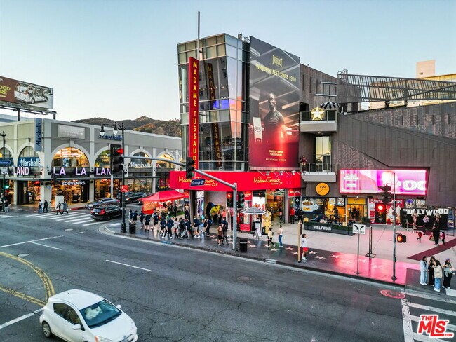 Building Photo - 2700 Cahuenga Blvd