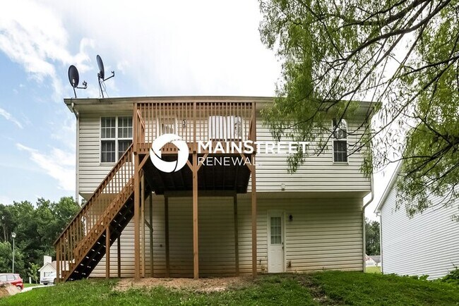 Building Photo - 3 Bedroom Pet-Friendly Home in Flowery Branch, GA with Main Street Renewal