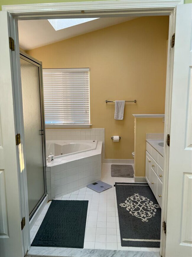 Building Photo - 2456 Rolling Plains Dr