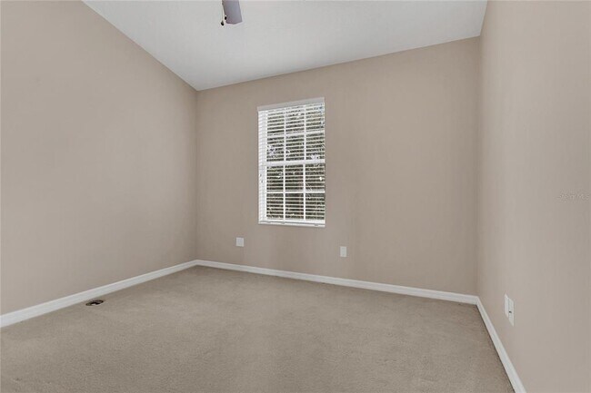 Building Photo - 543 Rainbow Springs Loop