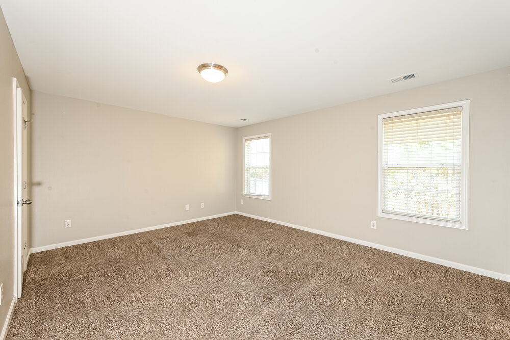 Building Photo - 7063 Grand Hickory Dr