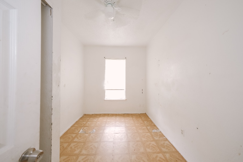 Building Photo - 1808 17th St E