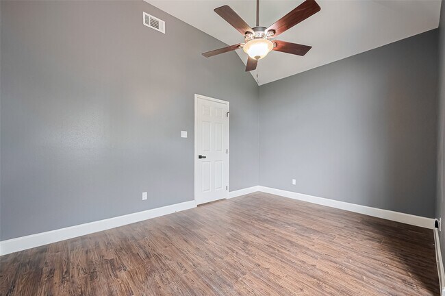 Building Photo - 3527 Bramble Fern Pl