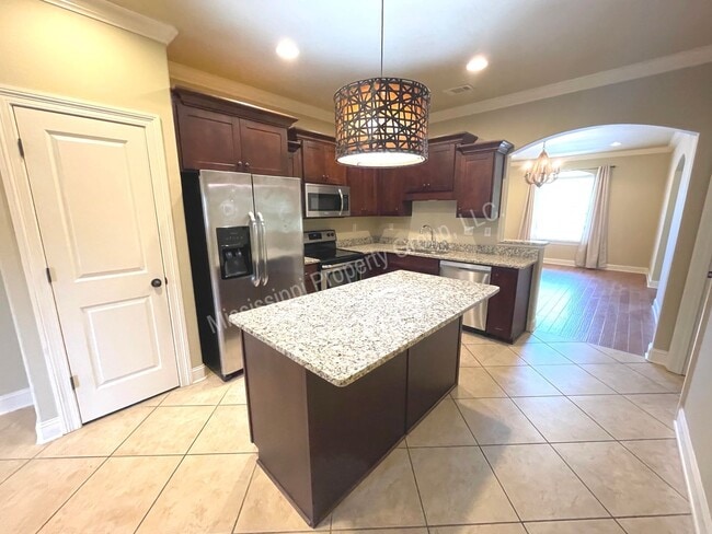 Building Photo - 3BR/3.5BA For Rent