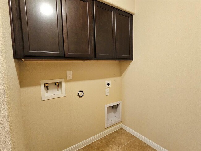 Building Photo - 13708 Loleta Way