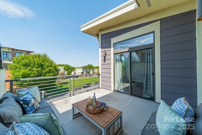 Building Photo - 3254 Noda Blvd