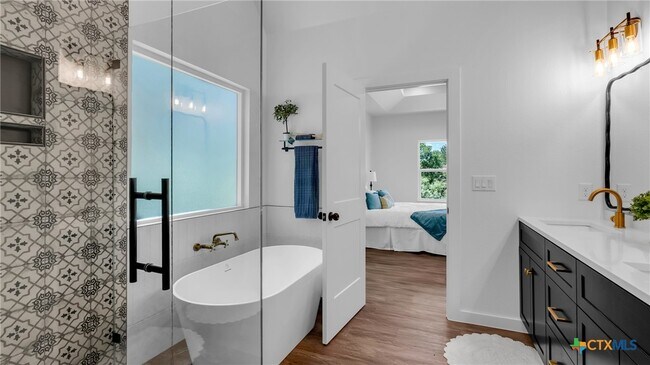 Building Photo - 105 Chesterfield Dr