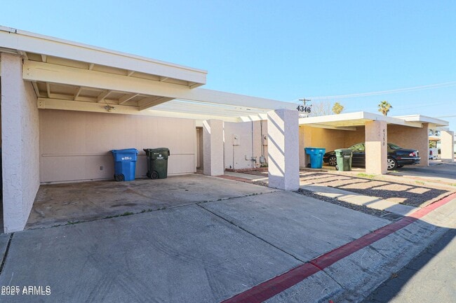 Building Photo - 4346 N 19th Dr