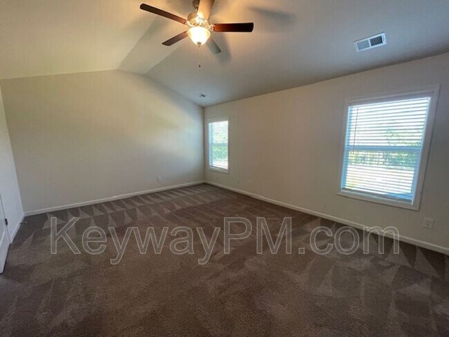 Building Photo - 6058 High Top Ln