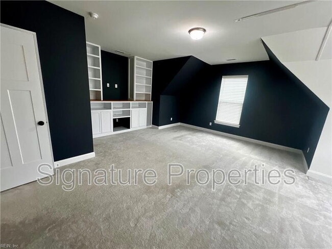 Building Photo - 309 Cairns Rd