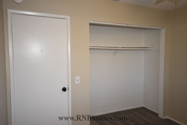 Building Photo - 5578 Coronado Way