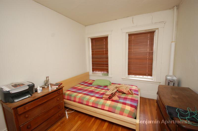 Building Photo - 5 Walbridge St