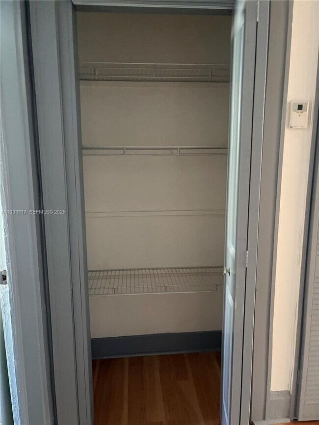 Building Photo - 249 SW 4th St