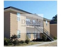 Building Photo - 22 E Dubois St