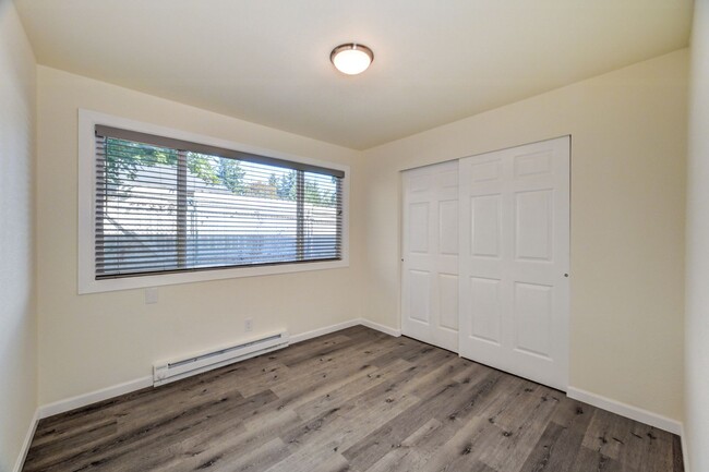 Building Photo - Updated 3BR Unit in Federal Way