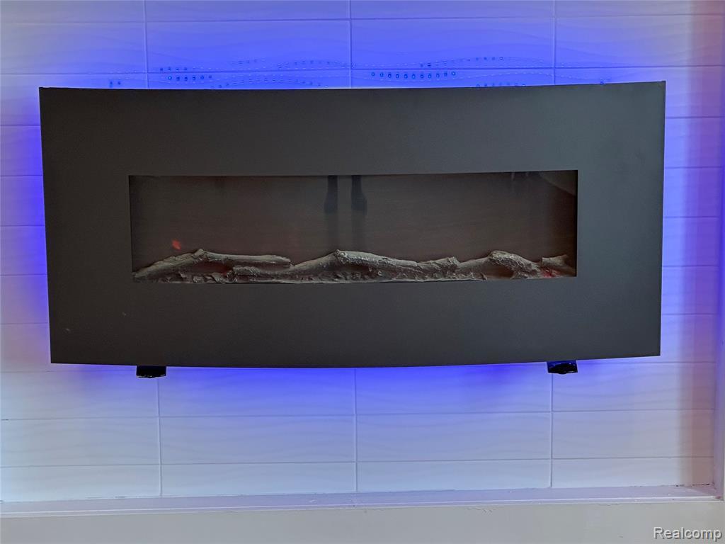 Building Photo - 3135 W McNichols Rd