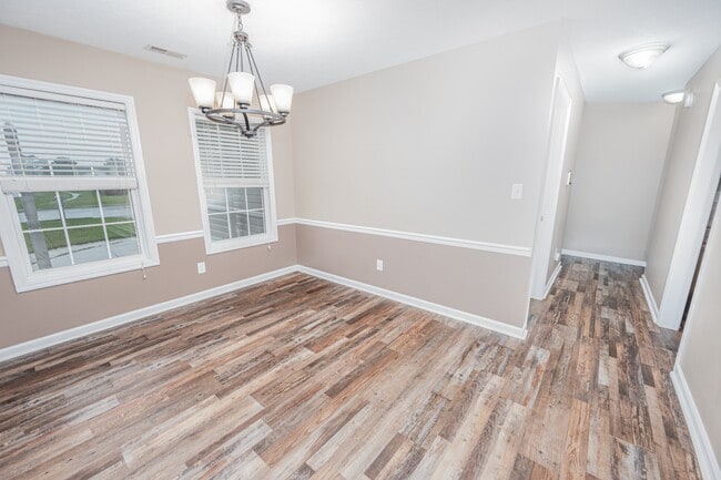 Building Photo - 910 Gum Branch Ct