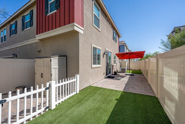 Building Photo - 17106 Zion Dr