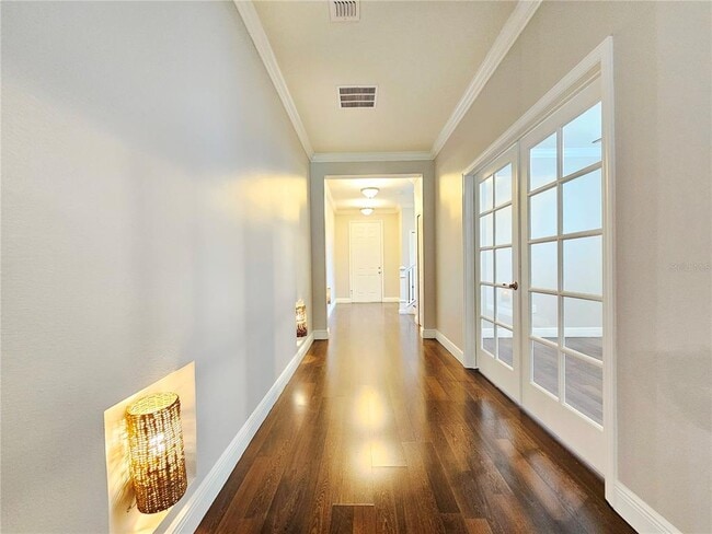 Building Photo - 11867 Verrazano Dr