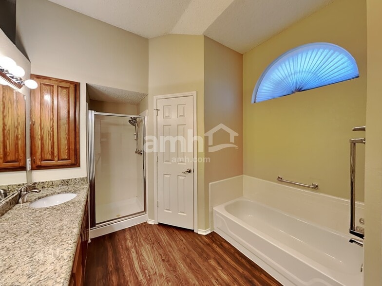 Building Photo - 307 Marshall Creek Rd