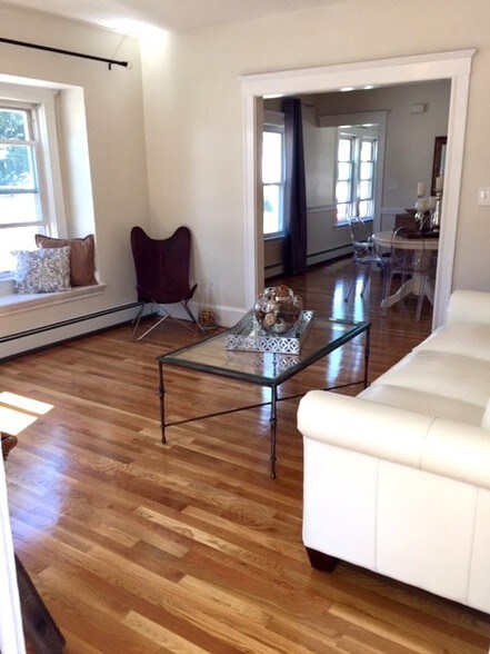 Living Room - 293 Vermont St