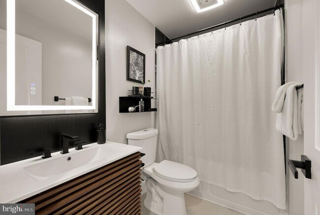 Building Photo - 4240 34th St