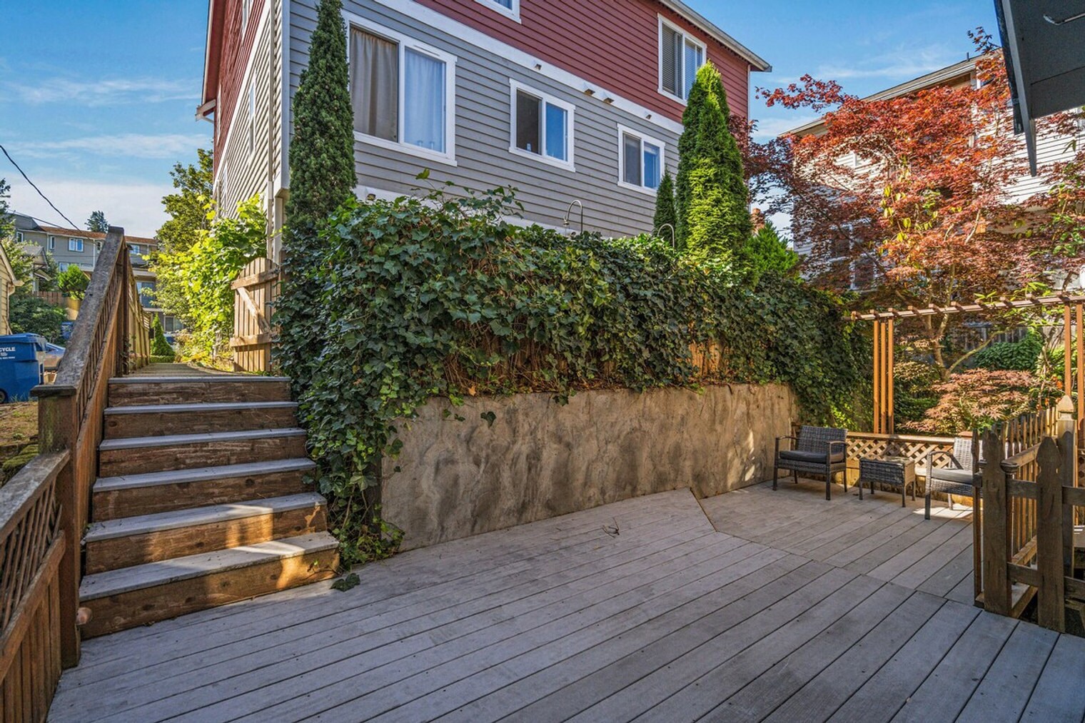 Building Photo - 173 Etruria St